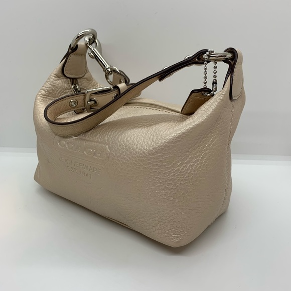 Coach Pearl Grained Leather Pochette Leatherware Est. 1941 pouch bag - Picture 7 of 12